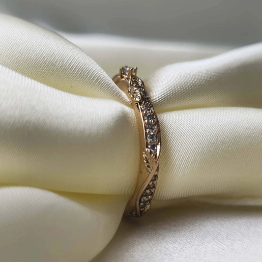 Regal Legacy Mini Ring